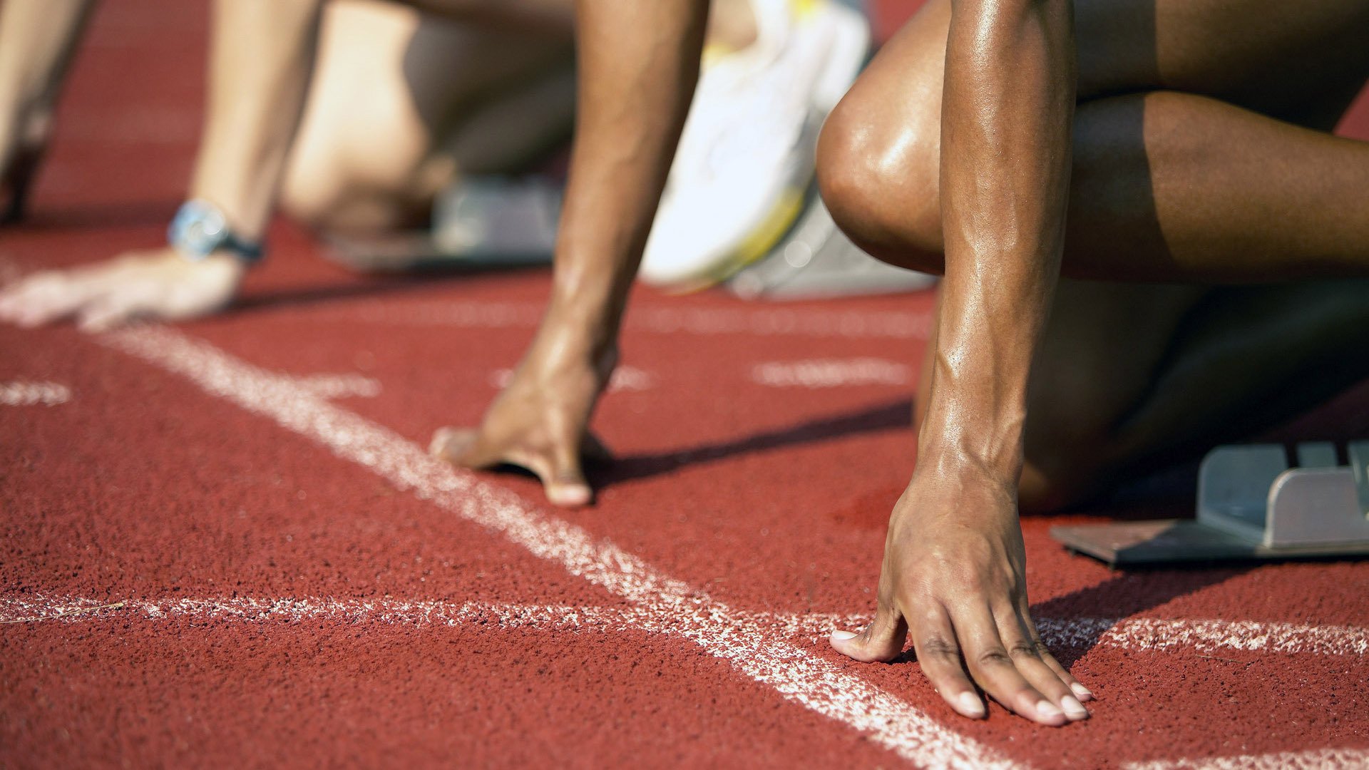 包装工再度取胜，四分卫稳定输出，包装工分拣员做什么的